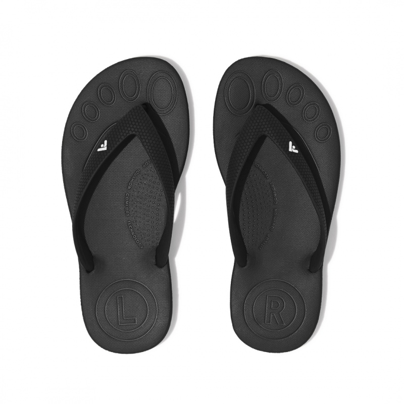 Black Fitflop Iqushion Rubber Kids' Flip Flops | PH-5269ROPTI