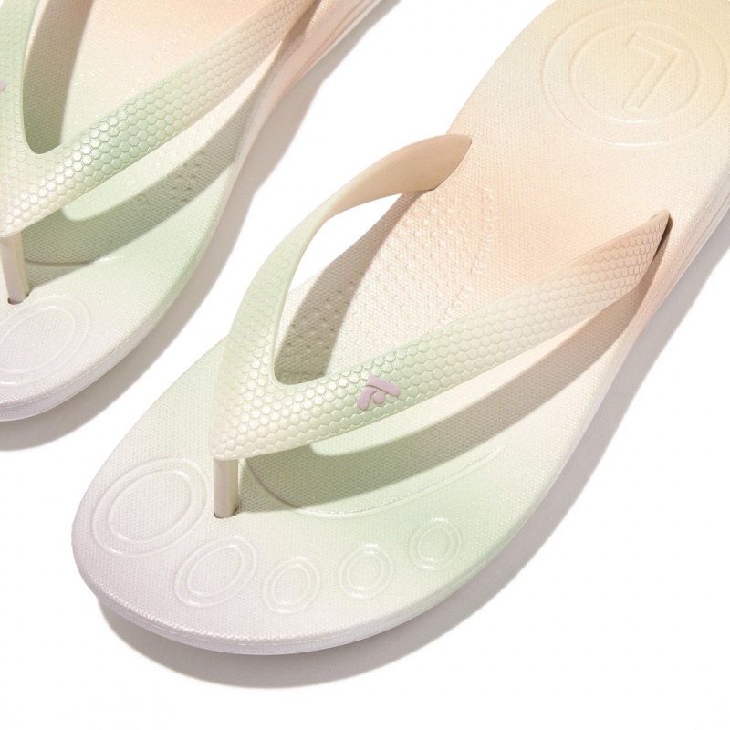 White Fitflop Iqushion Rubber Kids' Flip Flops | PH-9430FMNSD